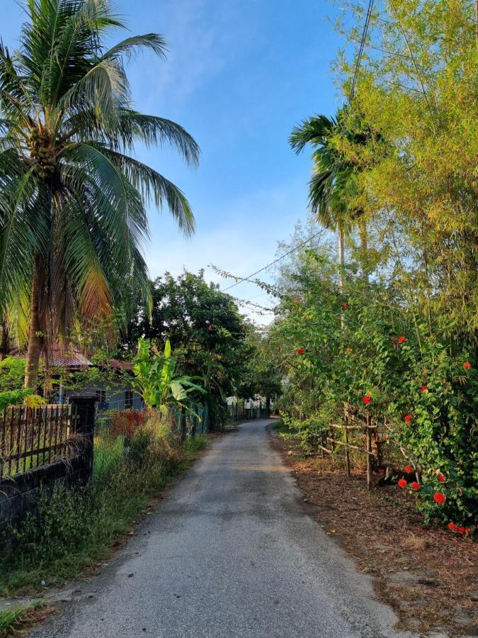 Bed and Breakfast Seven Stones Langkawi Pantai Cenang  Esterno foto