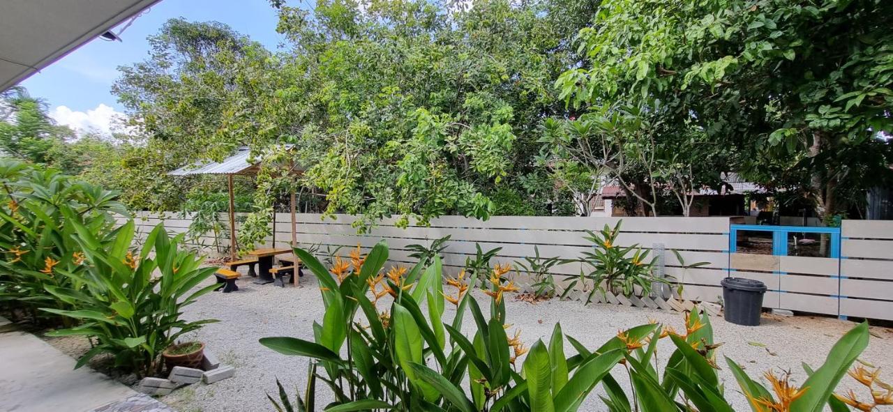Bed and Breakfast Seven Stones Langkawi Pantai Cenang  Esterno foto