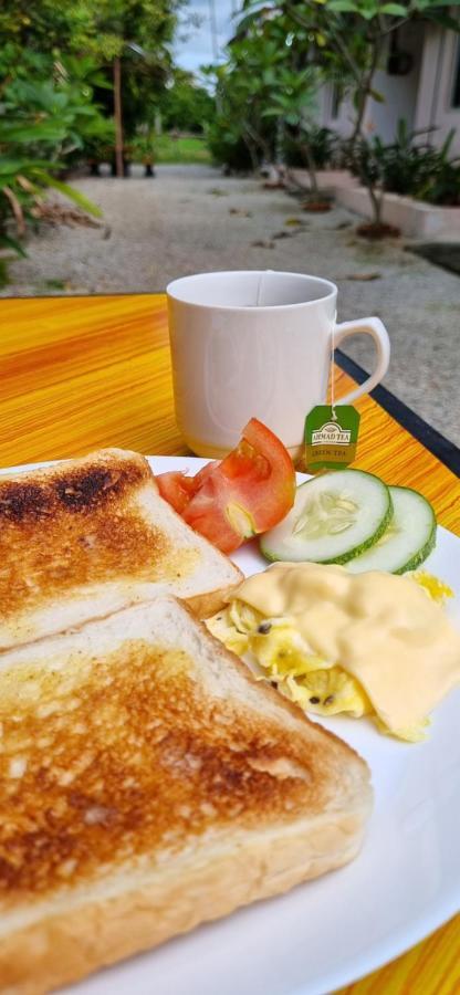 Bed and Breakfast Seven Stones Langkawi Pantai Cenang  Esterno foto