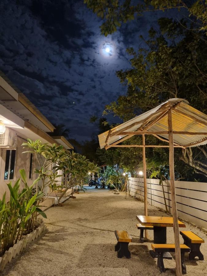 Bed and Breakfast Seven Stones Langkawi Pantai Cenang  Esterno foto