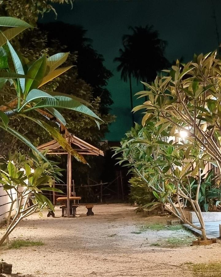 Bed and Breakfast Seven Stones Langkawi Pantai Cenang  Esterno foto